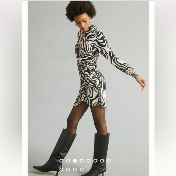 Anthropologie NWT Printed Wrap Dress Size 0. - Picture 3 of 15